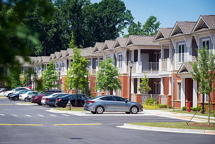 Madison Heights Apartments — Photo 6