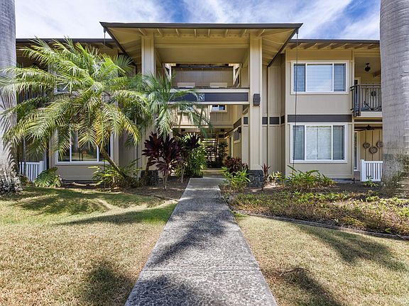2nd image of 75-6025 Alii Dr APT N102