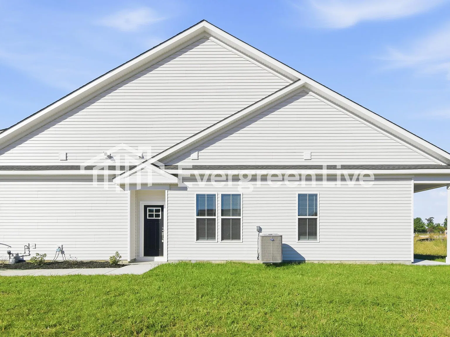 2 bed, 2.0 bath, 1518 sqft, $2,090 — Photo 1