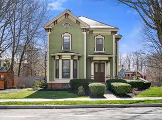 46 W Main St, Merrimac, MA 01860