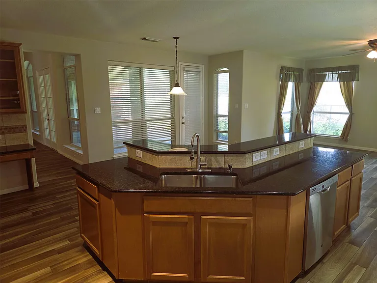 13804 Rose Bay Ct — Photo 26