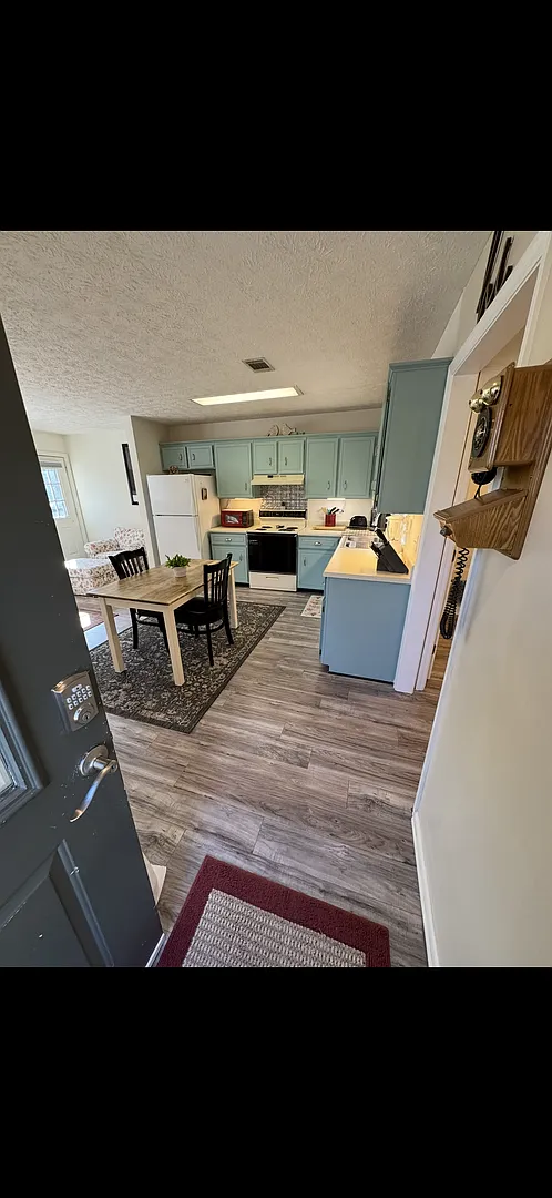 Available Now - 131 West Winds Drive in Aiken — Photo 2