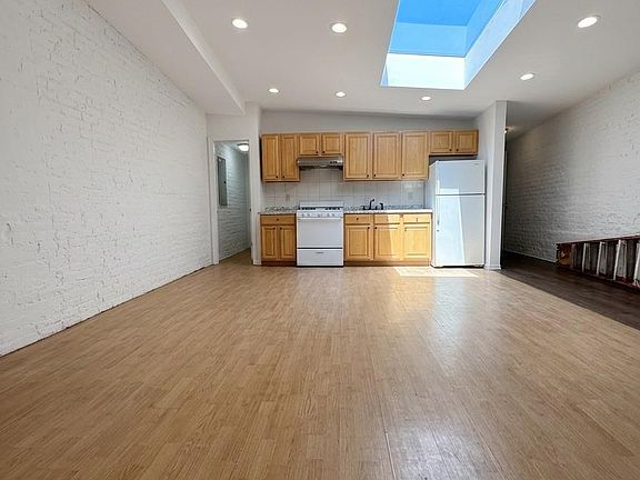 2nd image of 313 Main St Floor 2