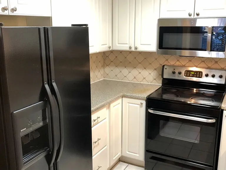 1319 Dylan Heath Ct — Photo 13