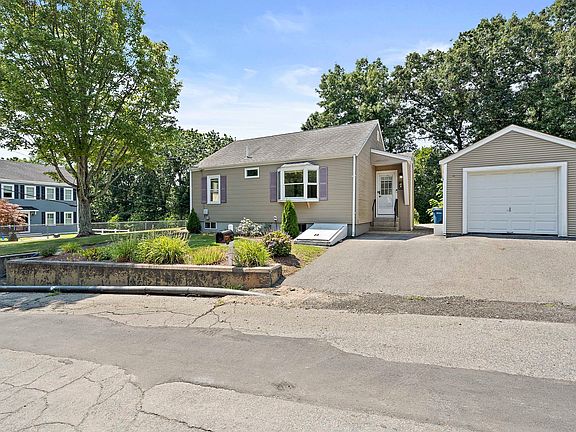 2nd image of 65 Fuller St