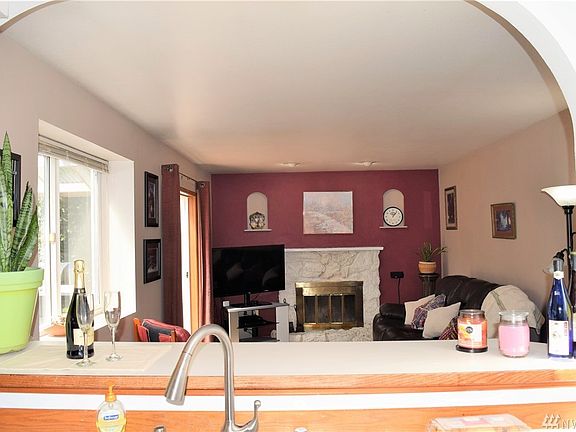 5th image of 8922 Corbin Dr