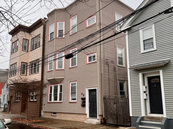 21 Kenyon St #1, Providence, RI 02903