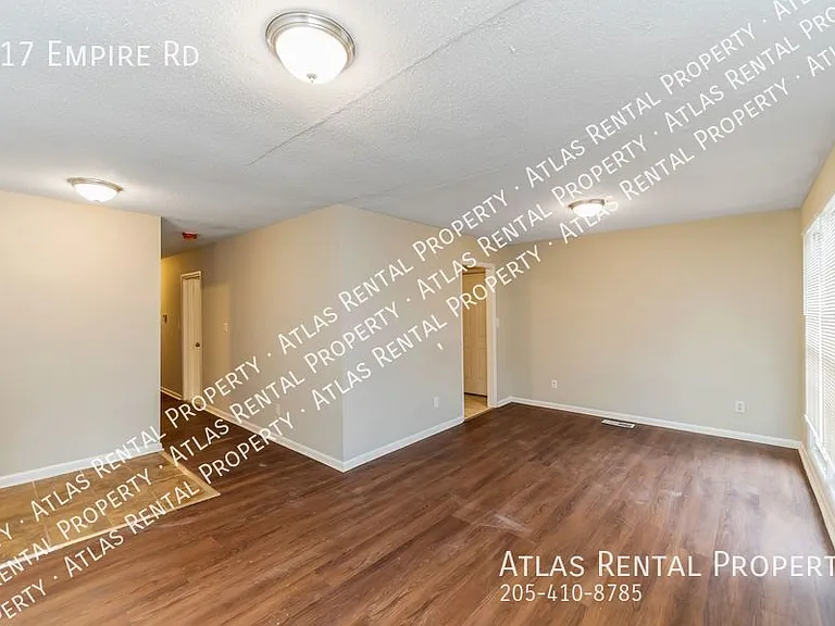 917 Empire Rd — Photo 5