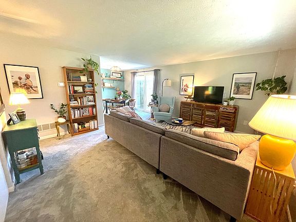4th image of 7661 Dukes Dr