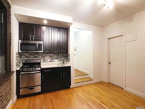 3rd image of 2168 35th St APT 1E