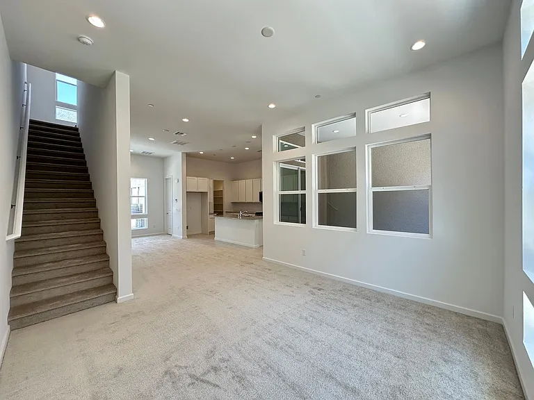 3331 Esker Ridge Ave — Photo 4