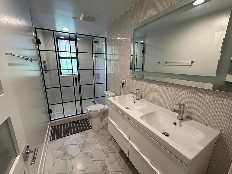 2119 N Campbell Ave #1F — Photo 4