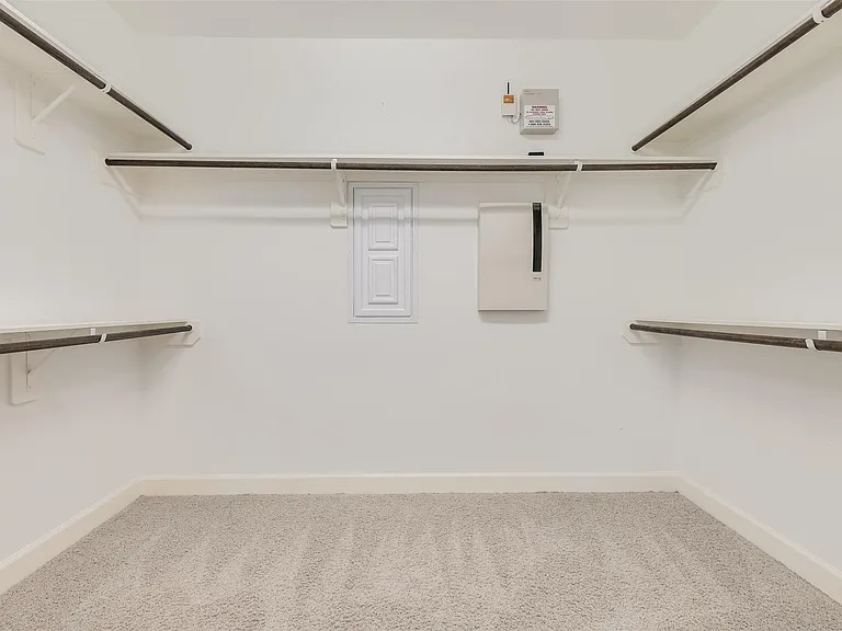 5807 Larkin St — Photo 25