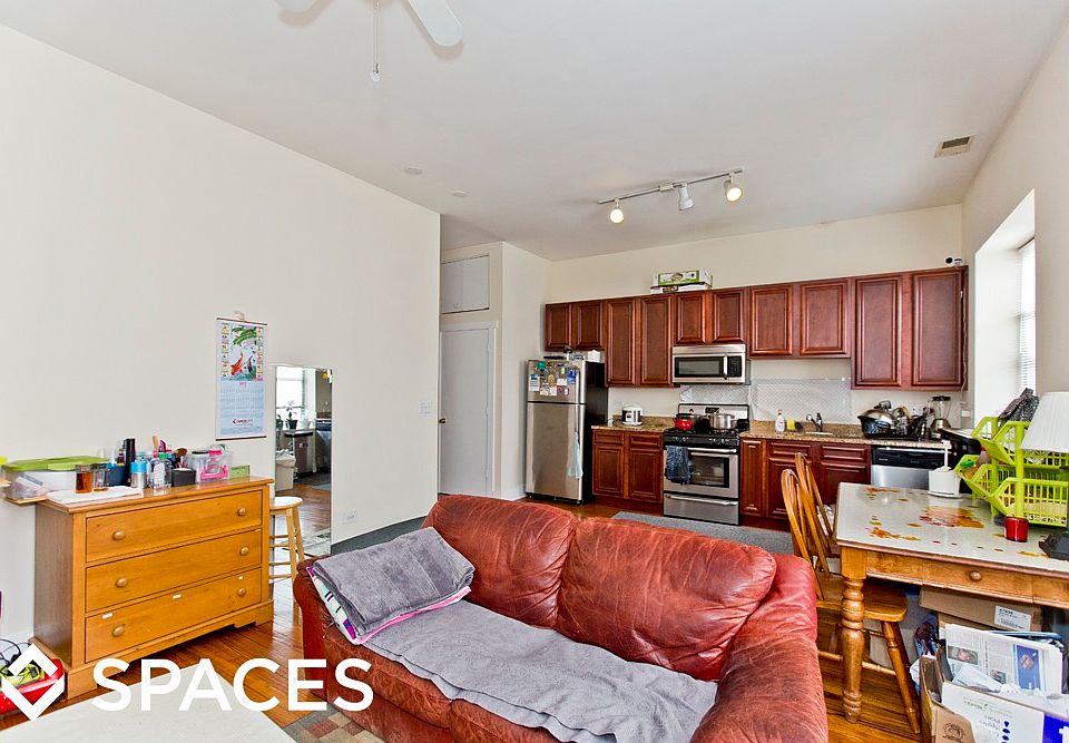 1st image of 1336 N Western Ave #Unt