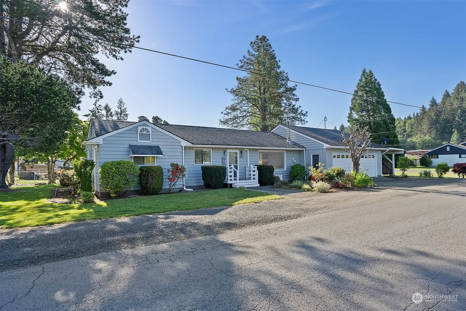 105 Jefferson Street photo 1