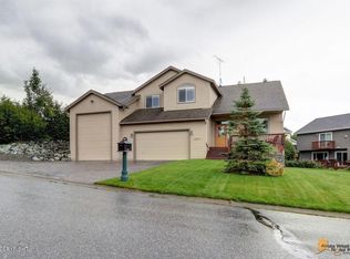 16045 Essex Point Cir, Anchorage, AK 99516