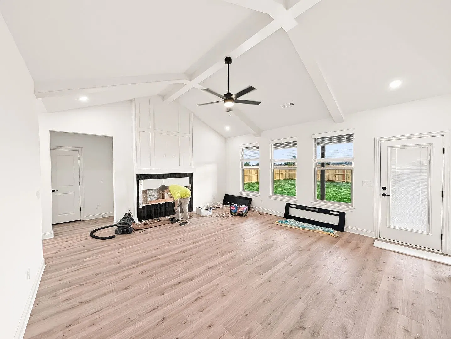 Spacious New Construction Spacious in Growing Spring Creek Farms — Photo 2