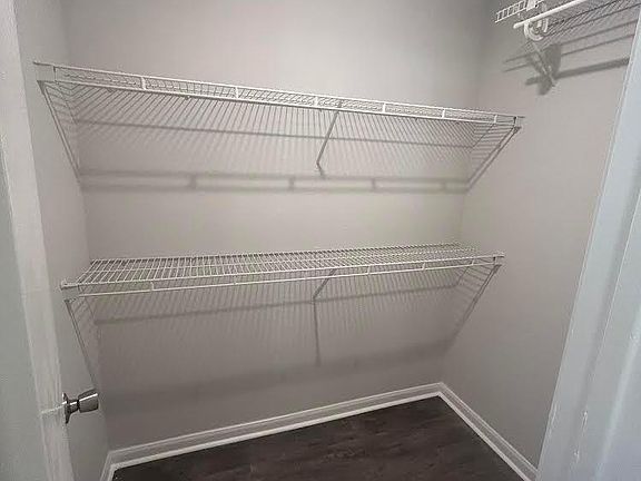 4th image of 3419 SW 39th Blvd #1C