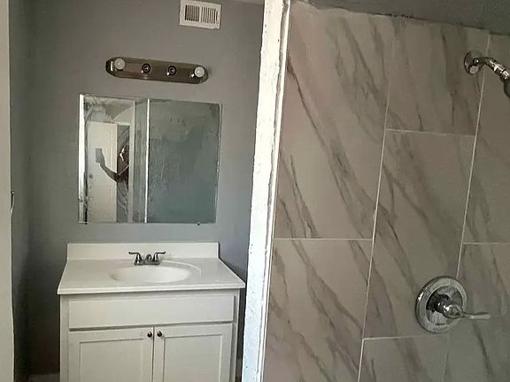 5th image of 5141 Dalton Dr