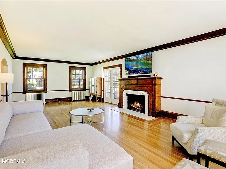 570 N Edgemere Dr #A — Photo 10
