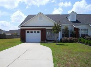 151 Sweetwater Dr, Headland, AL 36345