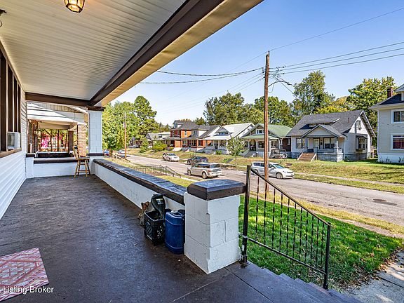 5th image of 672 Cecil Ave