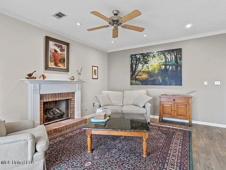 74 Lake Barnett Dr — Photo 24