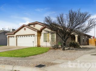 833 Deming Meadows Dr NE, Rio Rancho, NM 87144