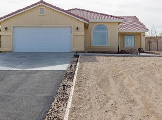 10036 Sierra Rd, California City, CA 93505