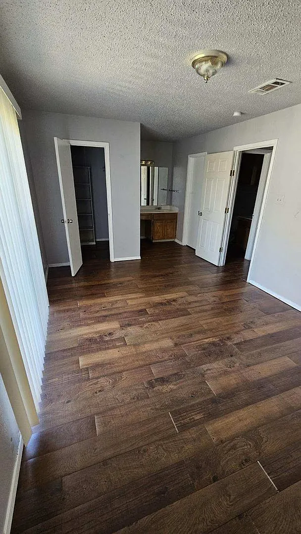 4908 Brianhill Dr — Photo 1