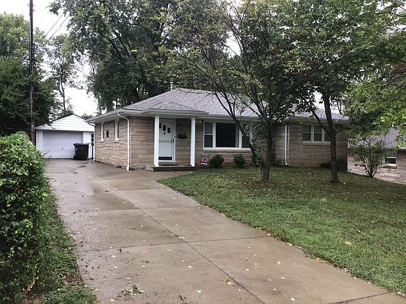 Over sized driveway with off and on street parking.