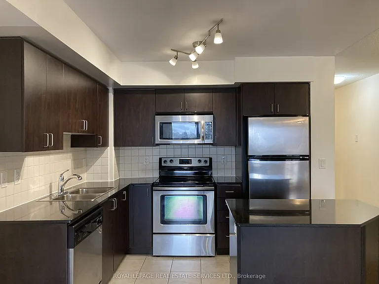 55 De Boers Dr #204 — Photo 5