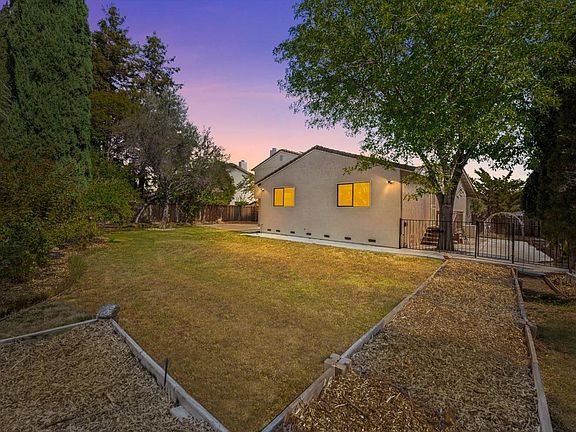 3rd image of 761 Stallion Circle