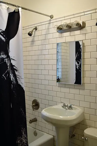 2060 N California Ave #1 — Photo 10