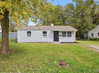 21 Saint Gregory Dr, Cahokia, IL 62206