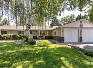 506 Arizona St, Gooding, ID 83330