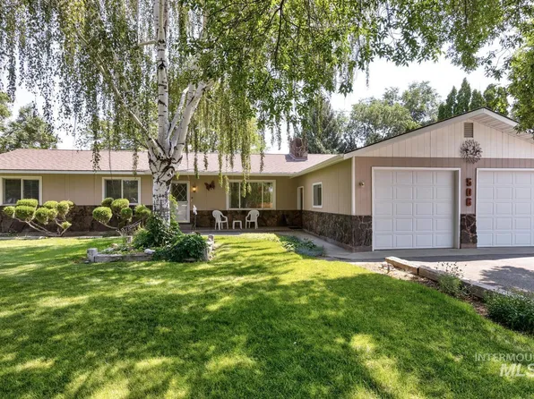 506 Arizona St, Gooding, ID 83330