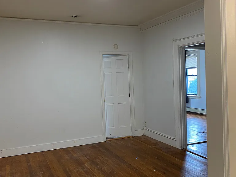 15 Park Vale Ave #5 — Photo 6