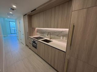 77 SE 5th St #4004, Miami, FL 33131