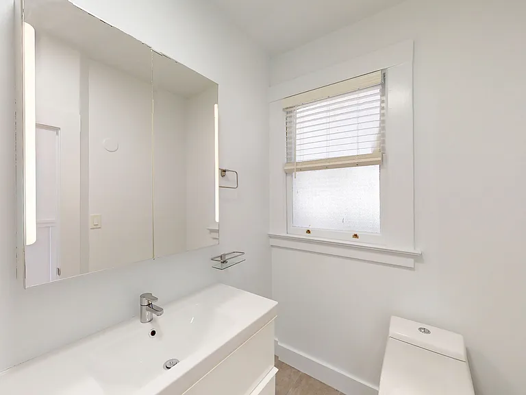 254 Ivy St #7 — Photo 8
