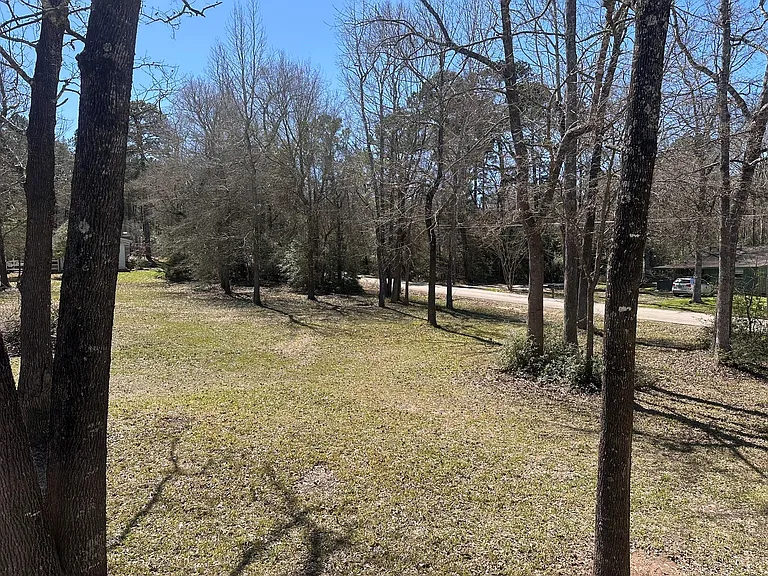 13868 Cedar Hill Dr — Photo 19
