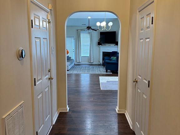 5th image of 311 Jamerson Ct