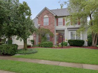 12424 Geist Cove Dr, Indianapolis, IN