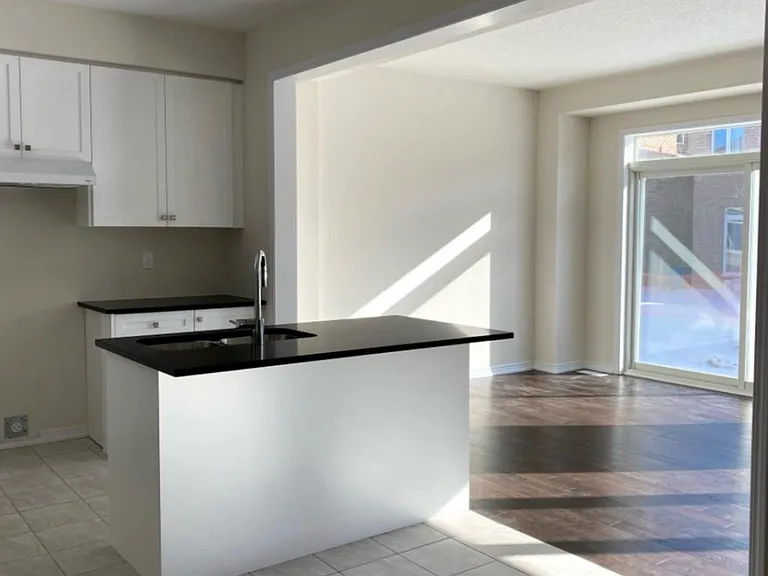 59 Alexandra Dr — Photo 5