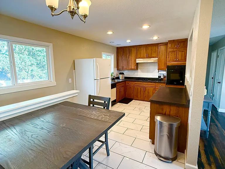 6147 Kevin Ave — Photo 23