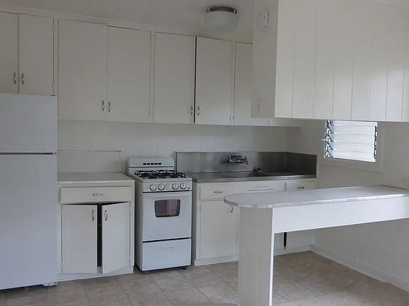 3rd image of 1232 Makaloa St APT 4