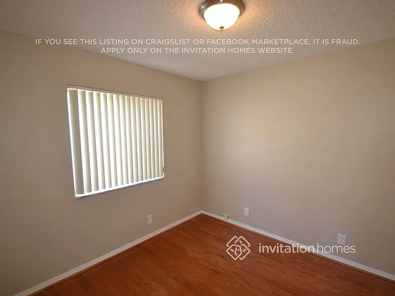 10841 SW 14th Ct — Photo 9