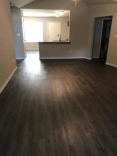 541 Foster St Photo 1