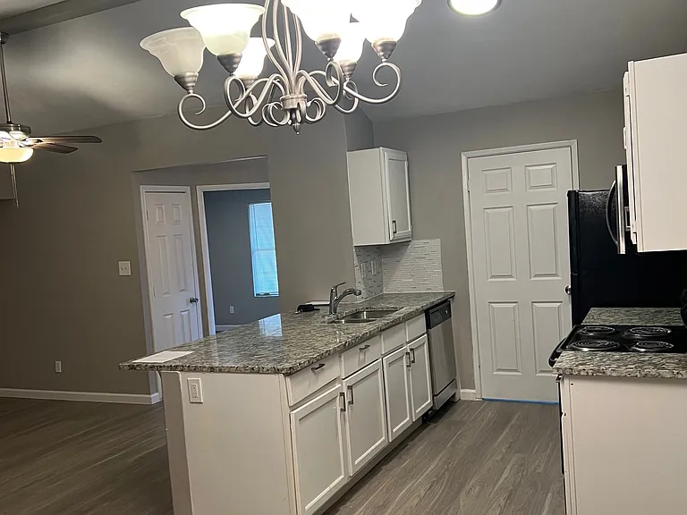 9451 Gonzales Dr — Photo 8