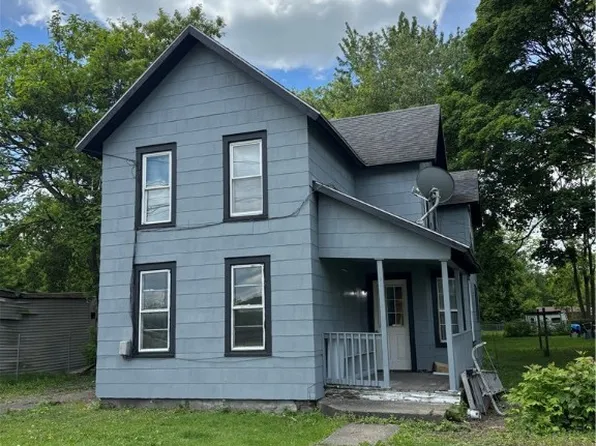 752 S Main St, Elmira, NY 14904